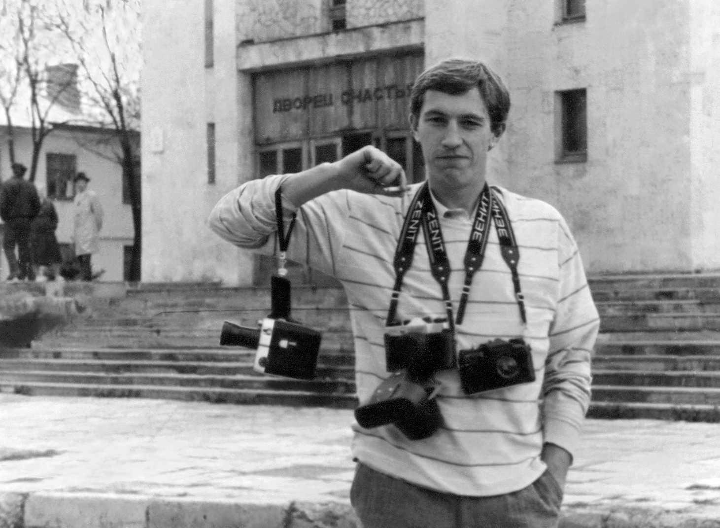 Александр Артемьев. • Творческий путь. Без названия
